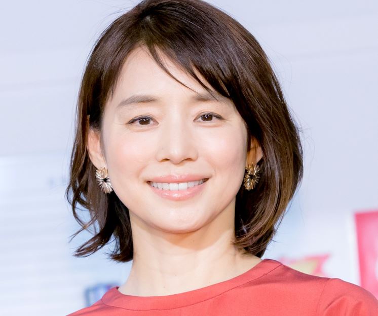 石田ゆり子の年収の推移と最高額、愛車や資産の実態も紹介！