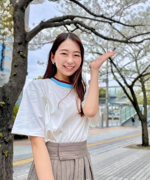小室瑛莉子が似てる芸能人10選！驚きの共通点が話題に！