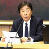 港浩一の年収の真相を徹底解説！フジテレビ社長の驚きの報酬事情とは！