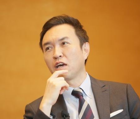 玉川徹のポルシェの真相に迫る！女医と高級車生活の実態とは！